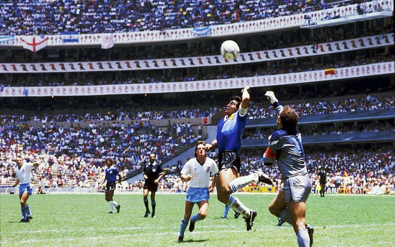 maradona-chet-vi-sao-3